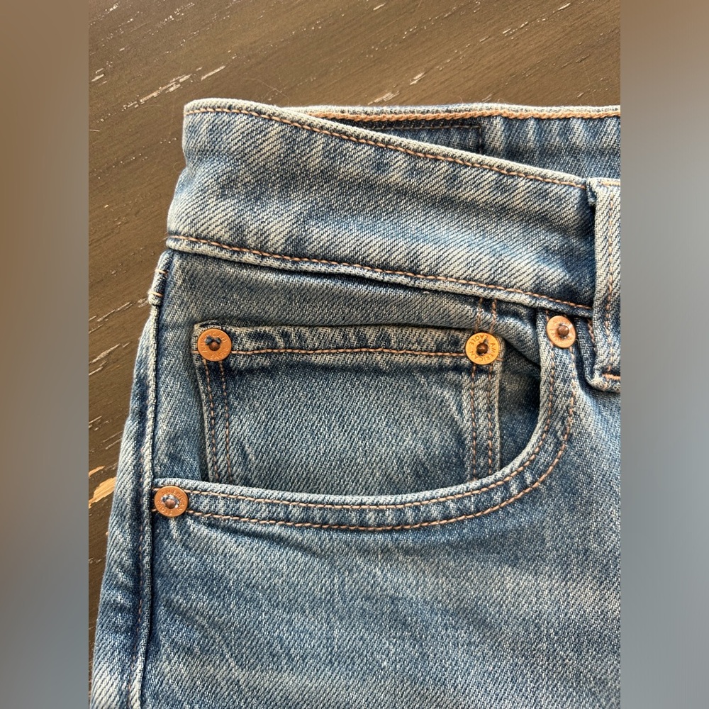 Awesome & Super flattering pair of American Eagle High Rise, Flare (wide leg) - Picture 10 of 13